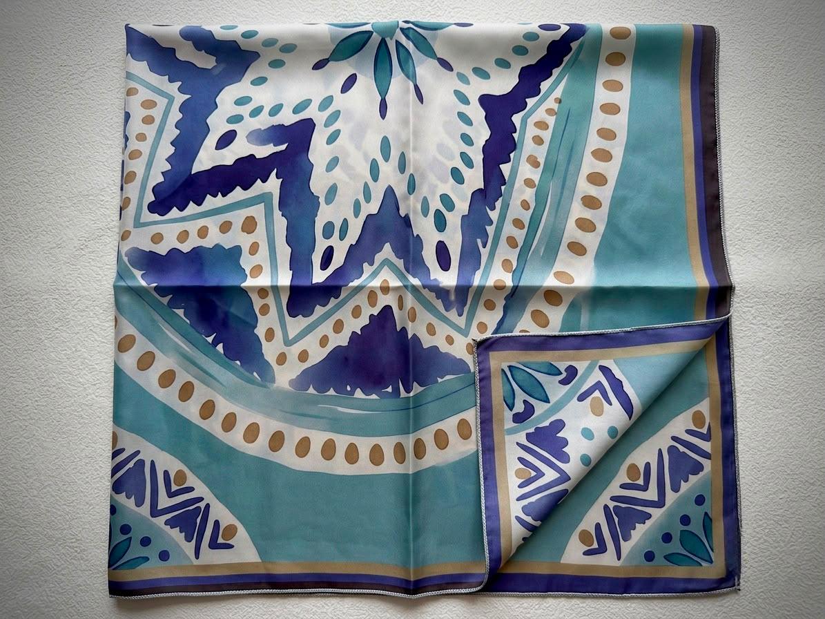 Satan Scarf 70 * 70